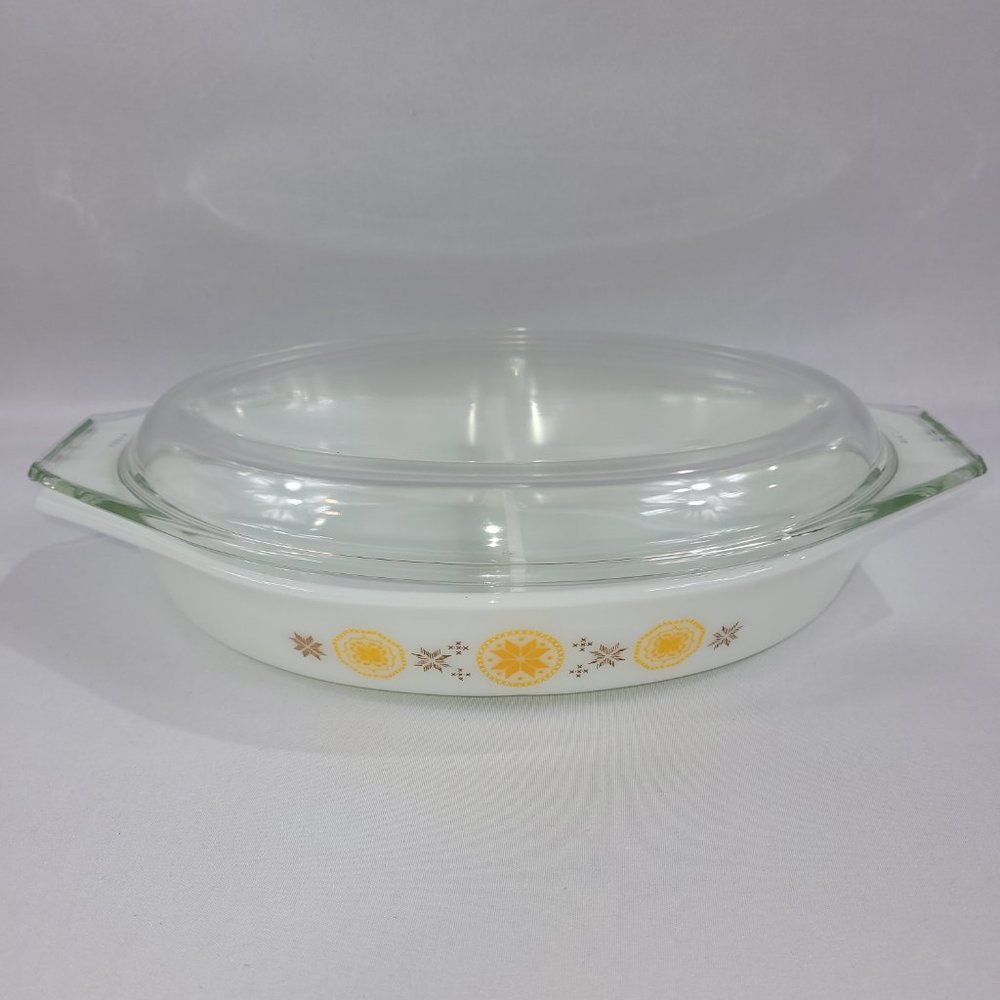 Pyrex #19 Town & Country 1963-1967 Divided Baking Dish 1.5 Quart